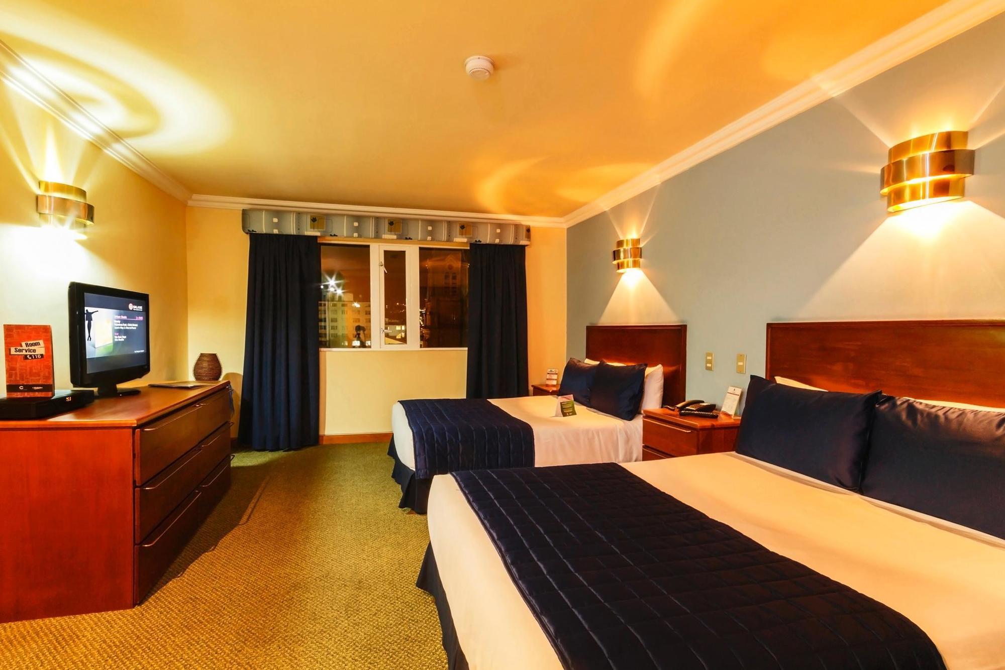 Hotel El Conquistador クエンカ エクステリア 写真